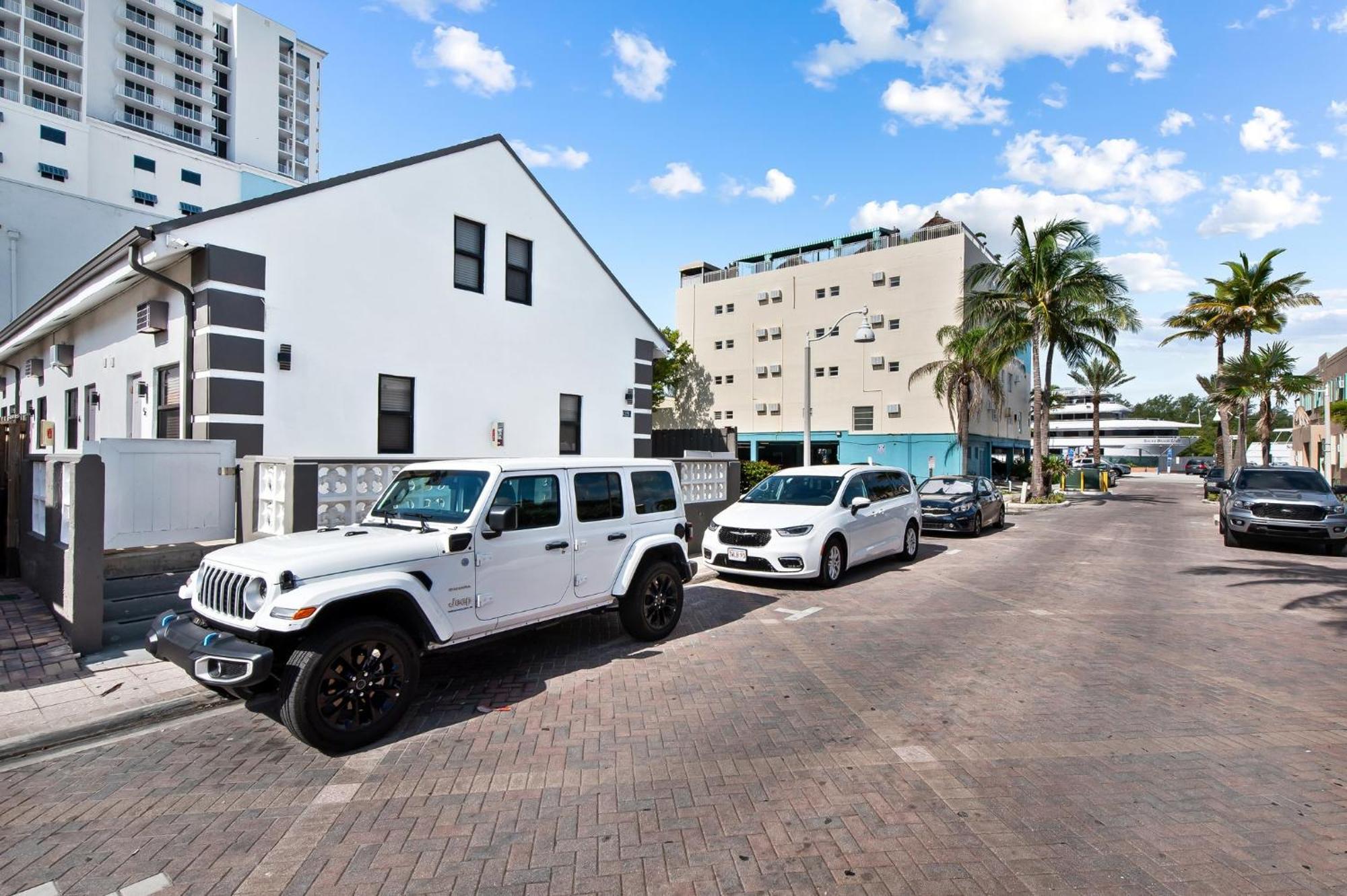 Modern Deluxe Loft Hollywood Beach Unit # 8 Exterior photo